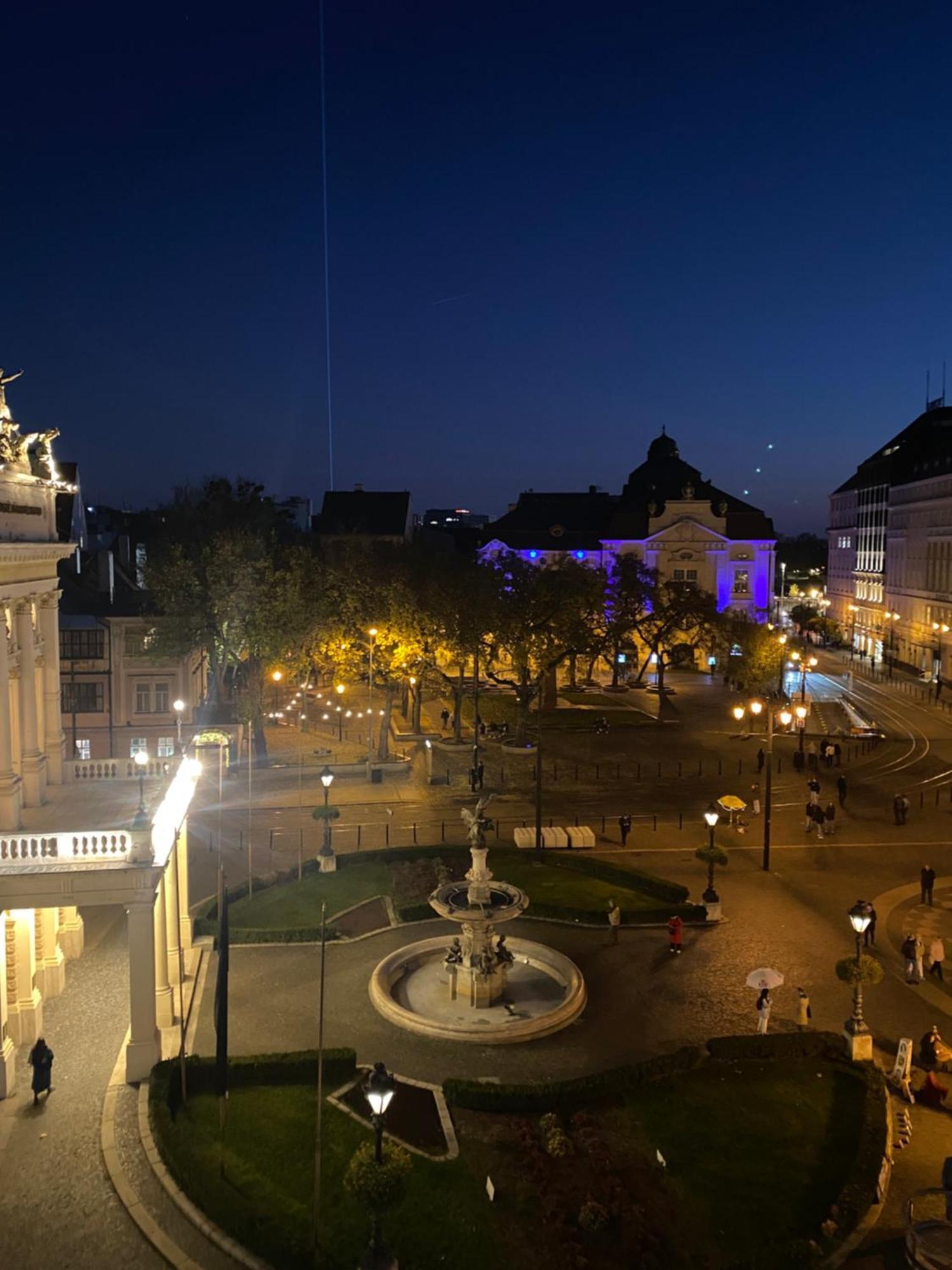 Modern Apartment In Historic City Center Old Town Bratislava Exteriér fotografie